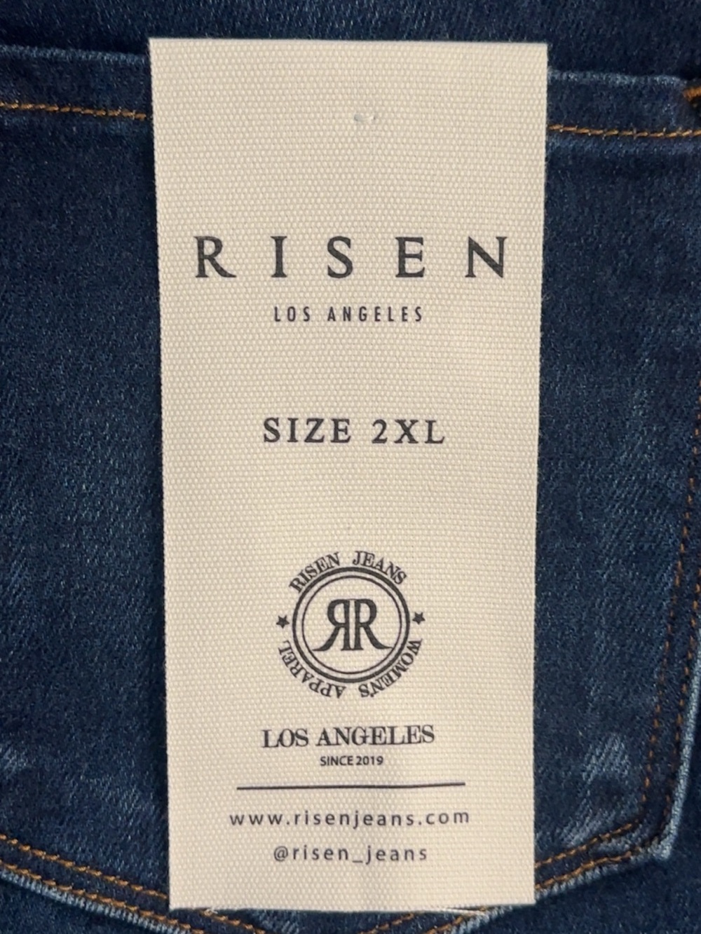 NEW! Risen Jeans - Picture 4 of 5